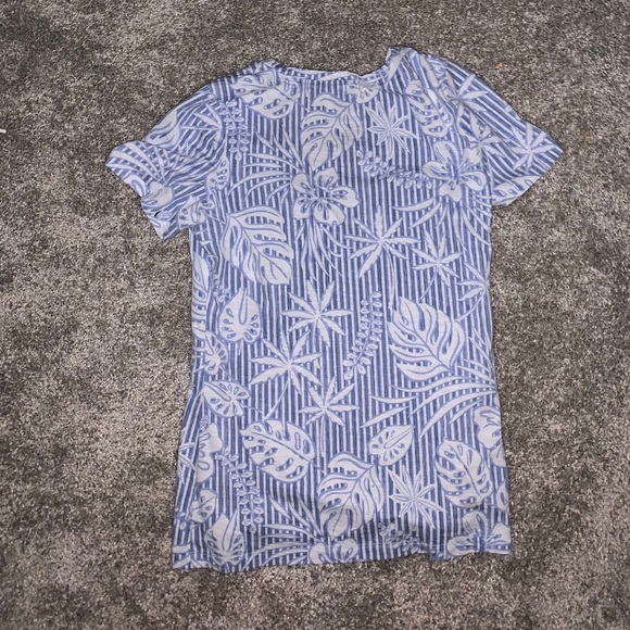 Tommy Bahama Womens T - Picture 7 of 8